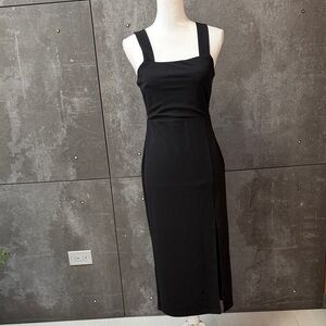 Petal & Pup Hyatt Midi Dress Front Slit Sleeveless Black Size 6 NWT